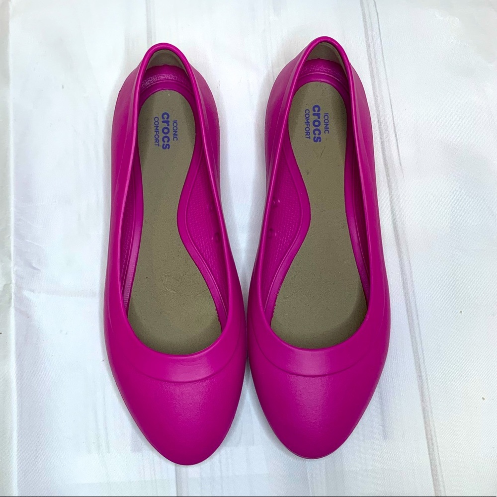 🔴SOLD🔴Crocs Iconic Comfort Flats